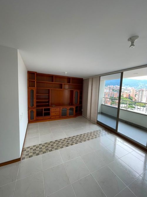 Apartamento de 3 alcobas en arriendo en La Frontera, Medellín, 112 m² · foto 14 de 17