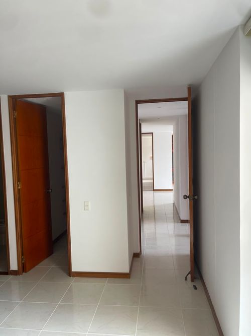 Apartamento de 3 alcobas en arriendo en La Frontera, Medellín, 112 m² · foto 15 de 17