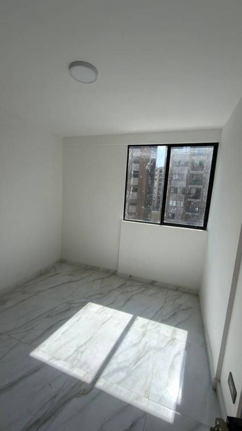 Apartamento de 2 alcobas en arriendo en Cuatro Esquinas, Rionegro, 48 m² · foto 3 de 13