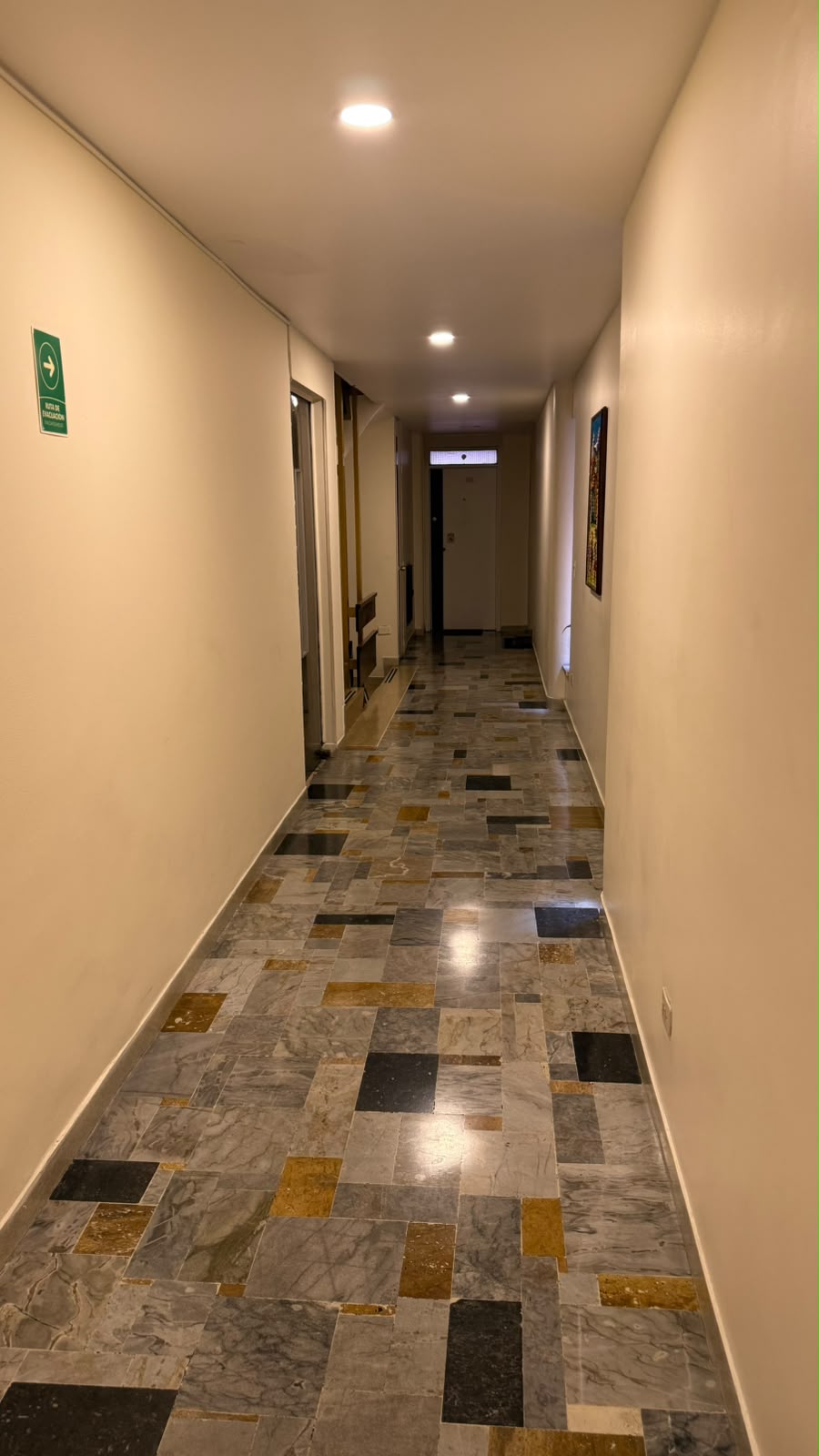 Apartamento en venta en Santa Barbara, Bogotá · foto 4 de 20