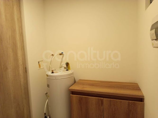 Apartamento de 3 alcobas en arriendo en Ciudad Del Río, Medellín, 121 m² · foto 13 de 17