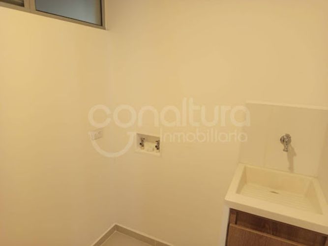 Apartamento de 3 alcobas en arriendo en Ciudad Del Río, Medellín, 121 m² · foto 14 de 17