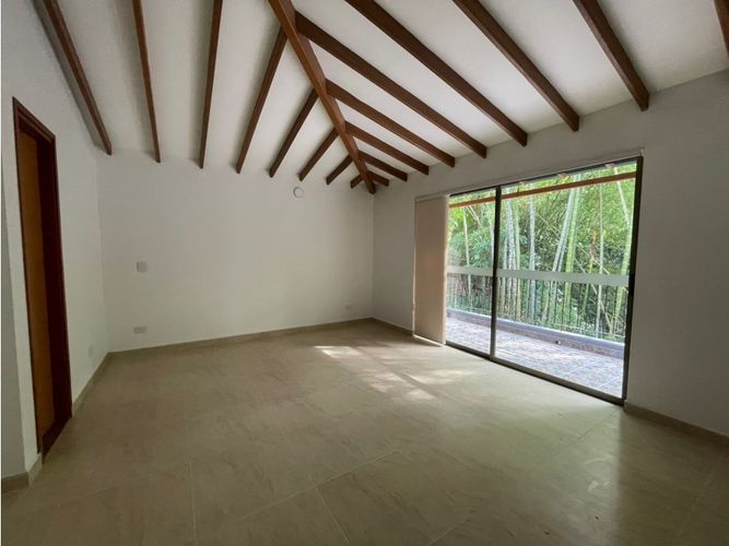 Casa de 4 alcobas en venta en La Tablaza, La Estrella, 385 m² · foto 12 de 22