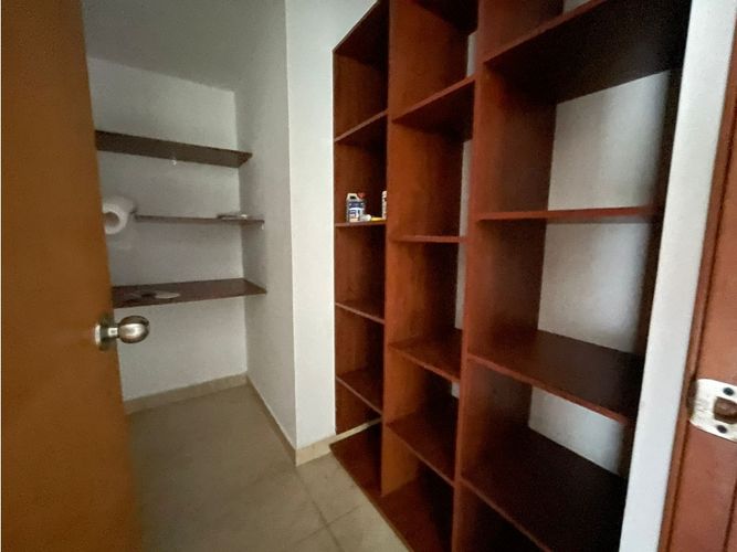 Casa de 4 alcobas en venta en La Tablaza, La Estrella, 385 m² · foto 15 de 22