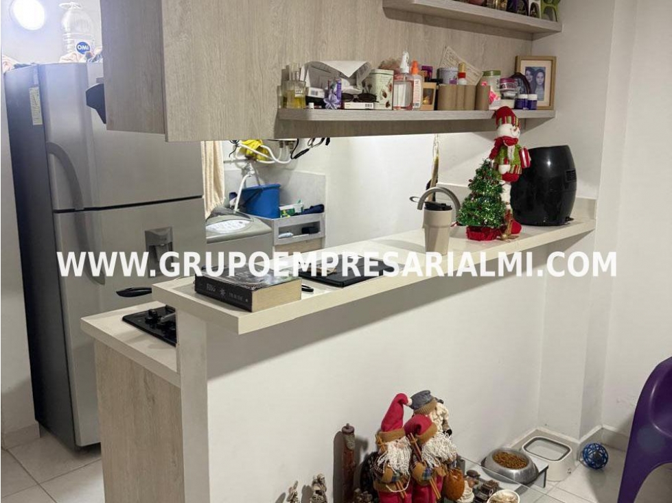 Apartaestudio en venta en La america, Medellín 2
