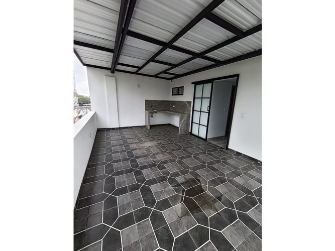 Casa en venta en Guayaquil, Armenia, 170 m² · foto 19 de 21