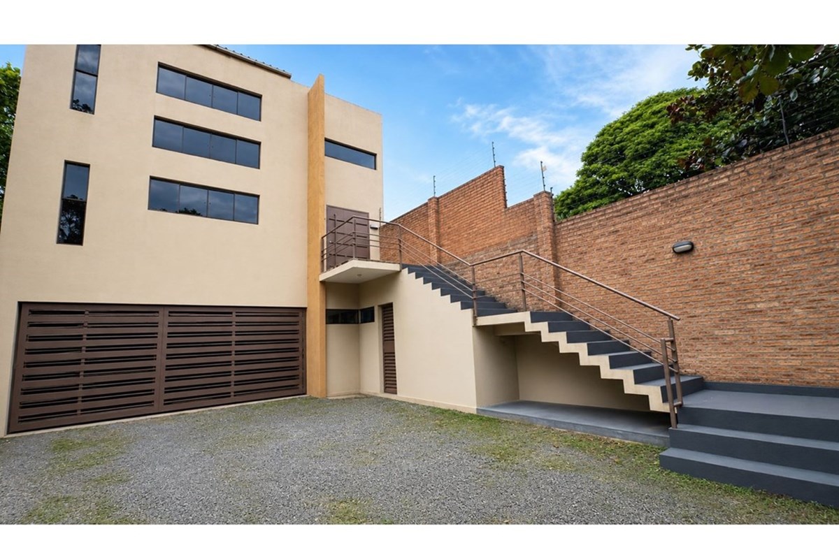 Edificio-Alquiler-1127 Mexico c/rca de colombia, Obrero, Asunción — foto 2