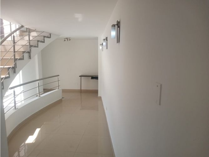 Casa de 4 alcobas en venta en Aves Maria, Sabaneta, 520 m² · foto 9 de 22