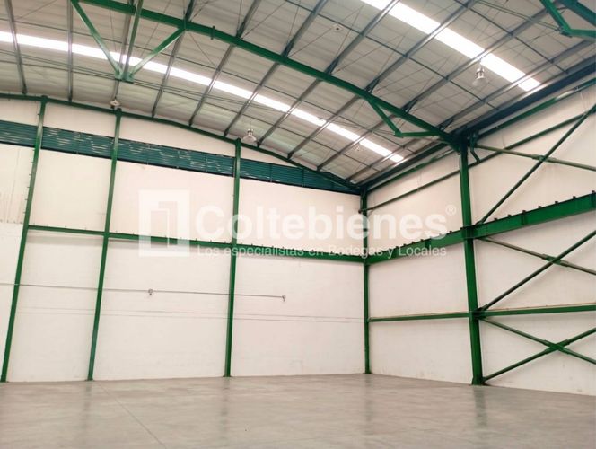 Bodega en arriendo en Machado, Copacabana, 1200 m² · foto 10 de 10