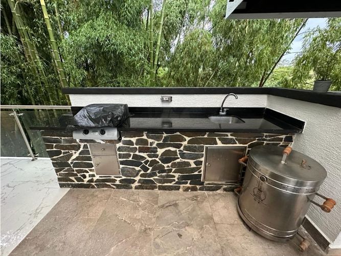Casa de 3 alcobas en venta en Cr. Bosques De Palermo, Armenia, 212 m² · foto 16 de 23