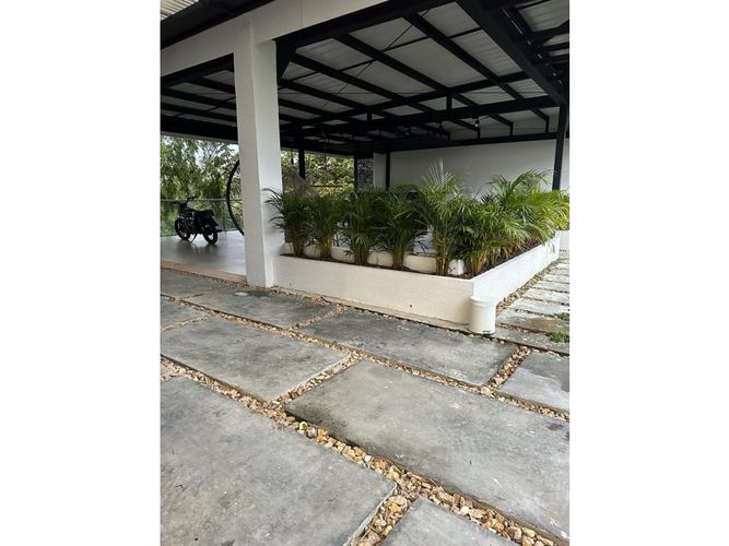 Casa de 3 alcobas en venta en Cr. Bosques De Palermo, Armenia, 212 m² · foto 17 de 23