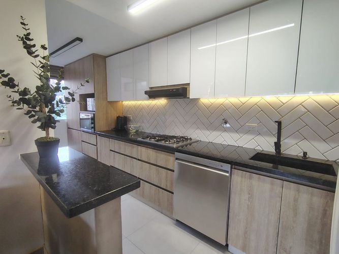 Apartamento de 2 alcobas en arriendo en El Poblado, Medellín, 77 m² · foto 7 de 19