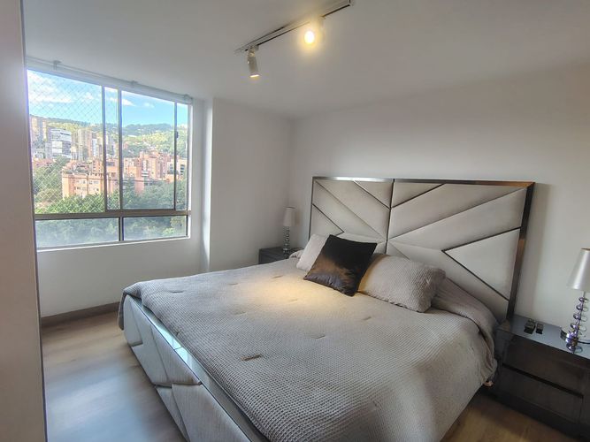 Apartamento de 2 alcobas en arriendo en El Poblado, Medellín, 77 m² · foto 14 de 19
