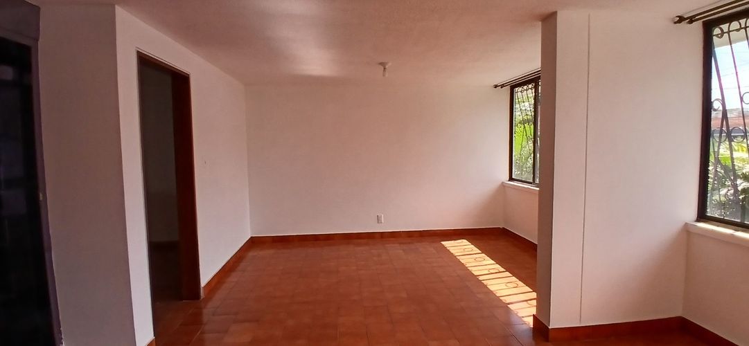 Casa de 5 alcobas en venta en Cañaveral, Floridablanca, 240 m² · foto 4 de 16
