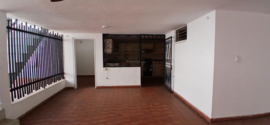 Casa de 5 alcobas en venta en Cañaveral, Floridablanca, 240 m² · foto 16 de 16