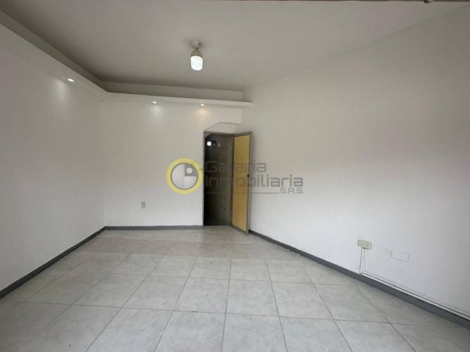 Local en arriendo en Universidad, Bucaramanga, 15 m² · foto 2 de 8