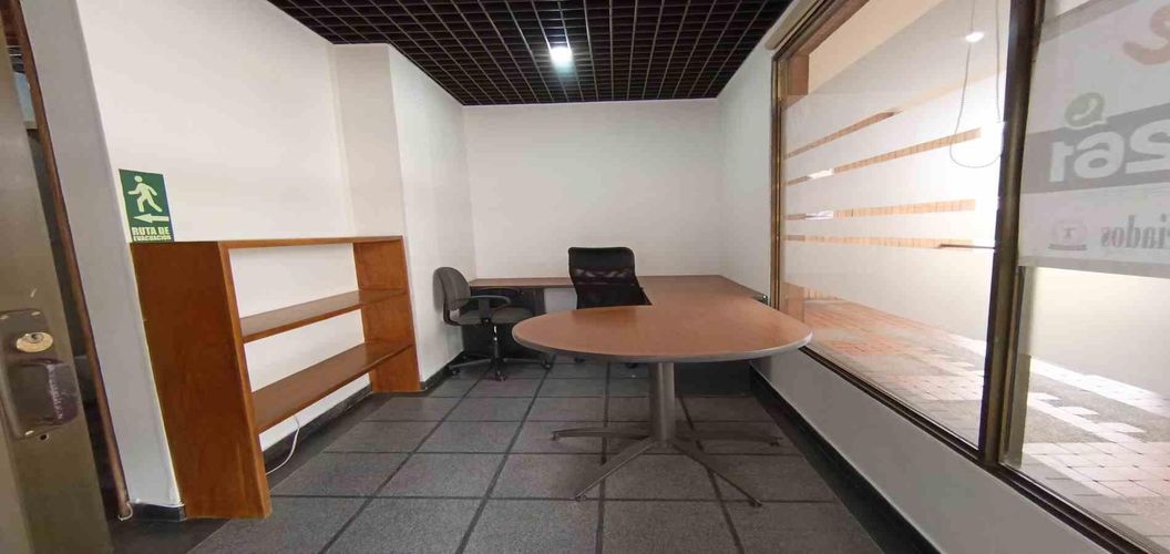 Local en venta en La Estrella, Manizales, 13 m² · foto 2 de 18