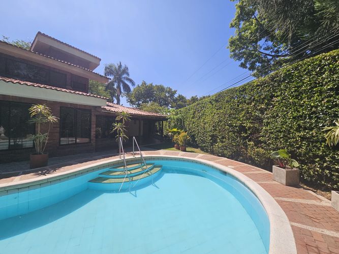 Casa de 5 alcobas en venta en Pance, Cali, 450 m² · foto 3 de 24