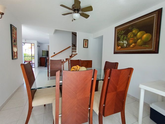 Casa de 5 alcobas en venta en Girardot, Girardot, 249 m² · foto 6 de 24
