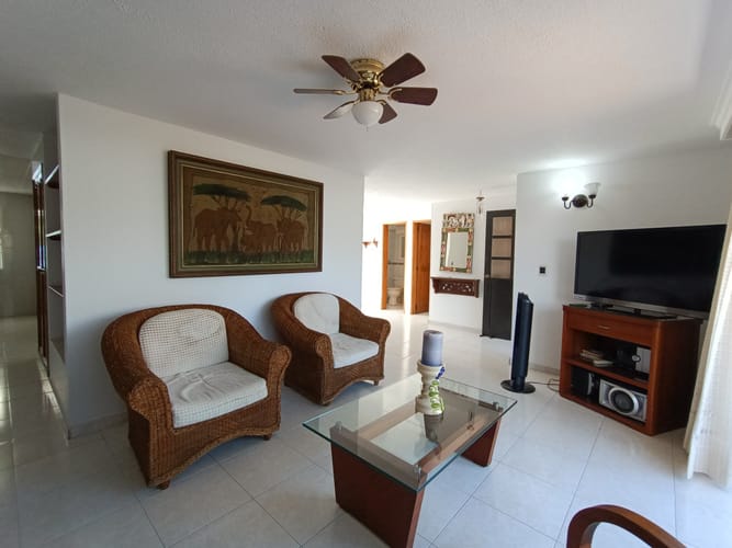 Casa de 5 alcobas en venta en Girardot, Girardot, 249 m² · foto 7 de 24