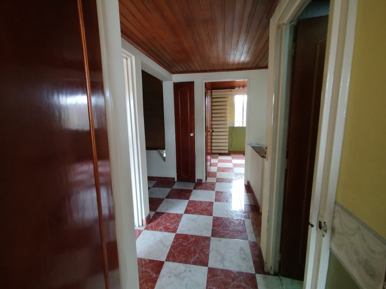 Casa en venta en Mandalay, Bogotá · foto 4 de 24