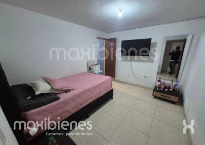 Casa de 4 alcobas en venta en El Raizal, Medellín, 150 m² · foto 4 de 11