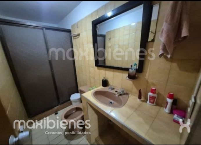 Casa de 4 alcobas en venta en El Raizal, Medellín, 150 m² · foto 9 de 11