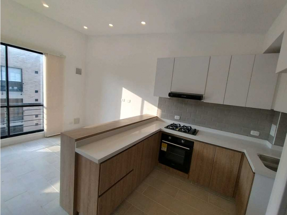 Apartamento en venta en Centro, Cajicá · foto 4 de 21