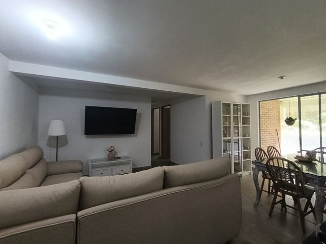 Apartamento de 3 alcobas en arriendo en Loma De La Doctora, Sabaneta, 85 m² · foto 4 de 15