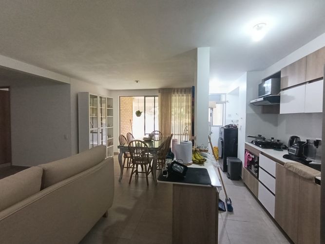 Apartamento de 3 alcobas en arriendo en Loma De La Doctora, Sabaneta, 85 m² · foto 5 de 15