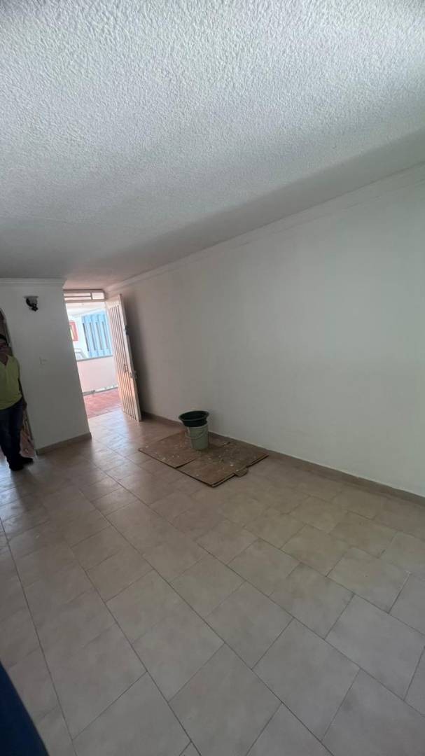 Apartamento en venta en Cañaverales, Cali · foto 2 de 16