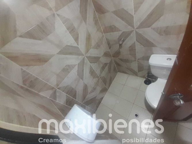 Local en arriendo en Manchester, Bello, 350 m² · foto 4 de 9