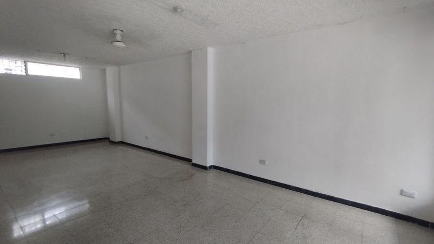 Local en arriendo en Versalles, Cali, 40 m² · foto 3 de 12