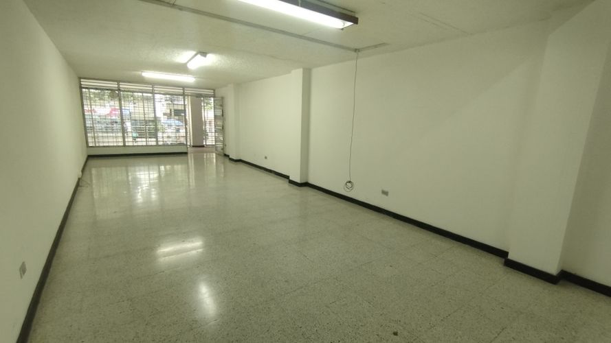 Local en arriendo en Versalles, Cali, 40 m² · foto 10 de 12