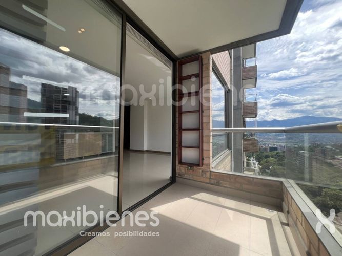 Apartamento de 3 alcobas en arriendo en Altos Del Poblado, Medellín, 90 m² · foto 8 de 22
