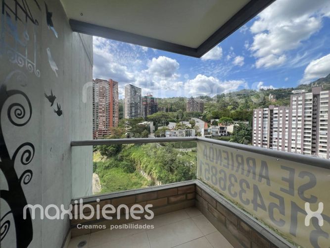 Apartamento de 3 alcobas en arriendo en Altos Del Poblado, Medellín, 90 m² · foto 9 de 22