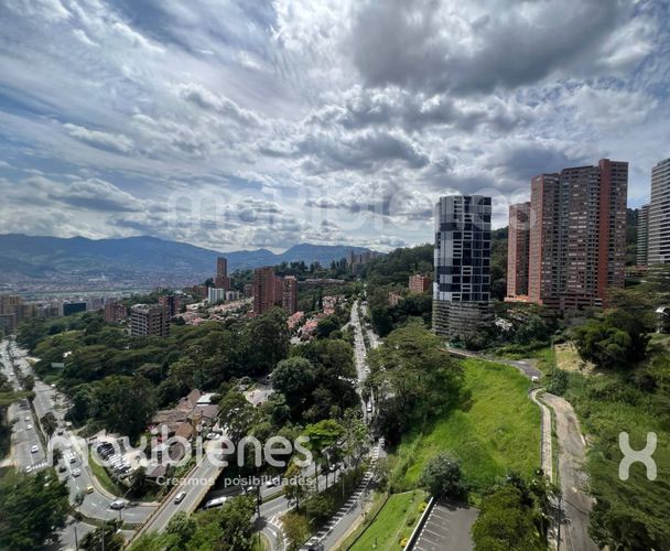 Apartamento de 3 alcobas en arriendo en Altos Del Poblado, Medellín, 90 m² · foto 10 de 22