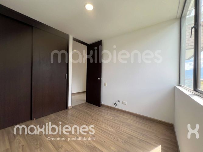 Apartamento de 3 alcobas en arriendo en Altos Del Poblado, Medellín, 90 m² · foto 11 de 22