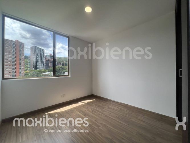 Apartamento de 3 alcobas en arriendo en Altos Del Poblado, Medellín, 90 m² · foto 12 de 22