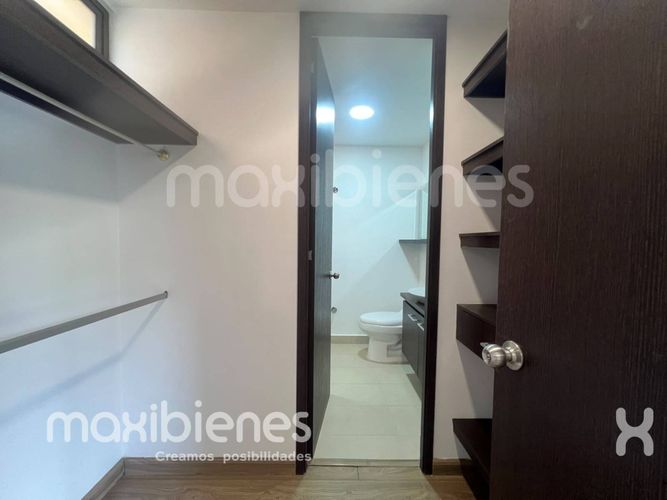 Apartamento de 3 alcobas en arriendo en Altos Del Poblado, Medellín, 90 m² · foto 19 de 22
