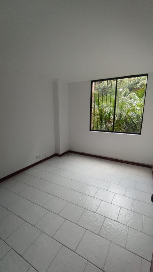 Apartamento en venta en San Fernando Viejo, Cali · foto 8 de 19