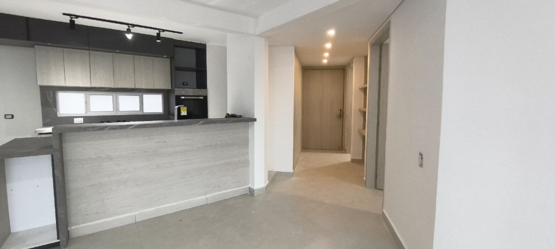 Apartamento en venta en Pance, Cali · foto 2 de 24
