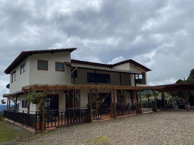 Finca en venta en Centro, La Calera, 900 m² · foto 7 de 19