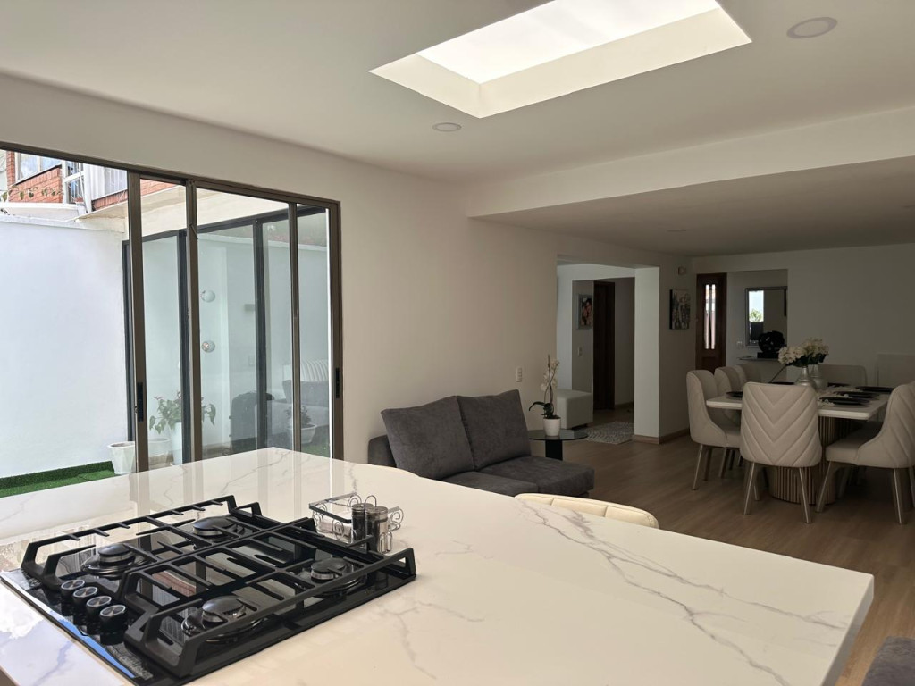 Casa en venta en Morato, Bogotá · foto 10 de 24