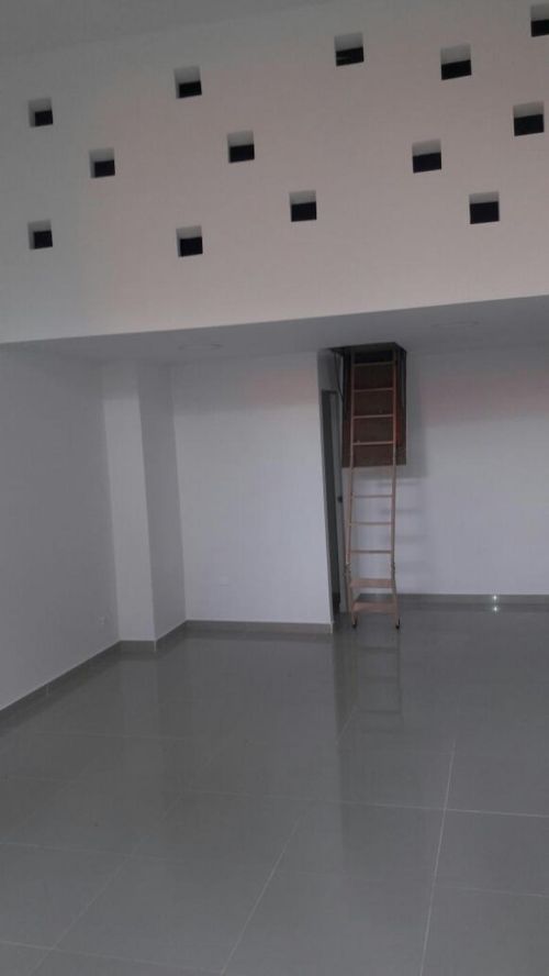 Local en arriendo en Multicentro, Cali, 33 m² · foto 8 de 12