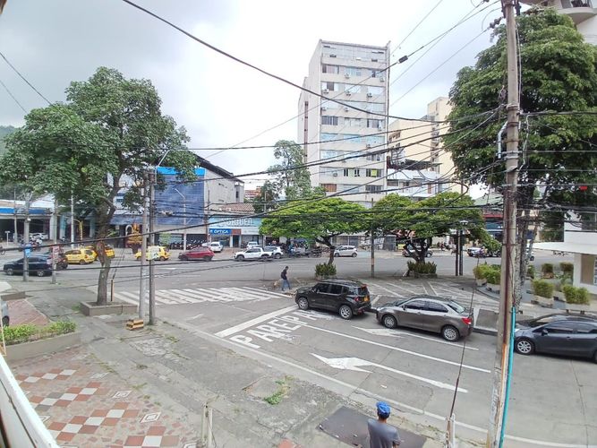 Oficina en arriendo en San Vicente, Cali, 180 m² · foto 10 de 24