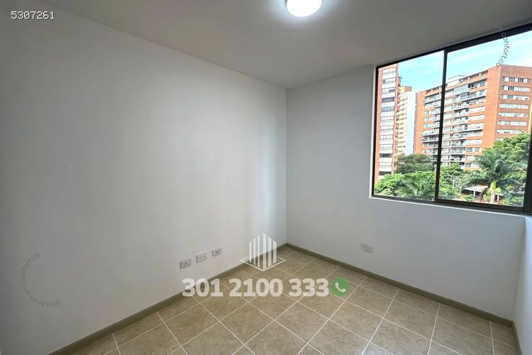 Apartamento de 3 alcobas en arriendo en Los Balsos, Medellín, 94 m² · foto 12 de 24