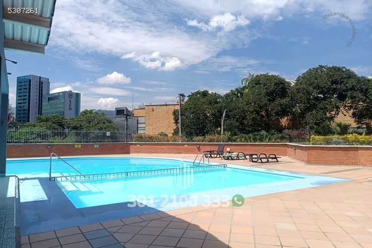 Apartamento de 3 alcobas en arriendo en Los Balsos, Medellín, 94 m² · foto 22 de 24