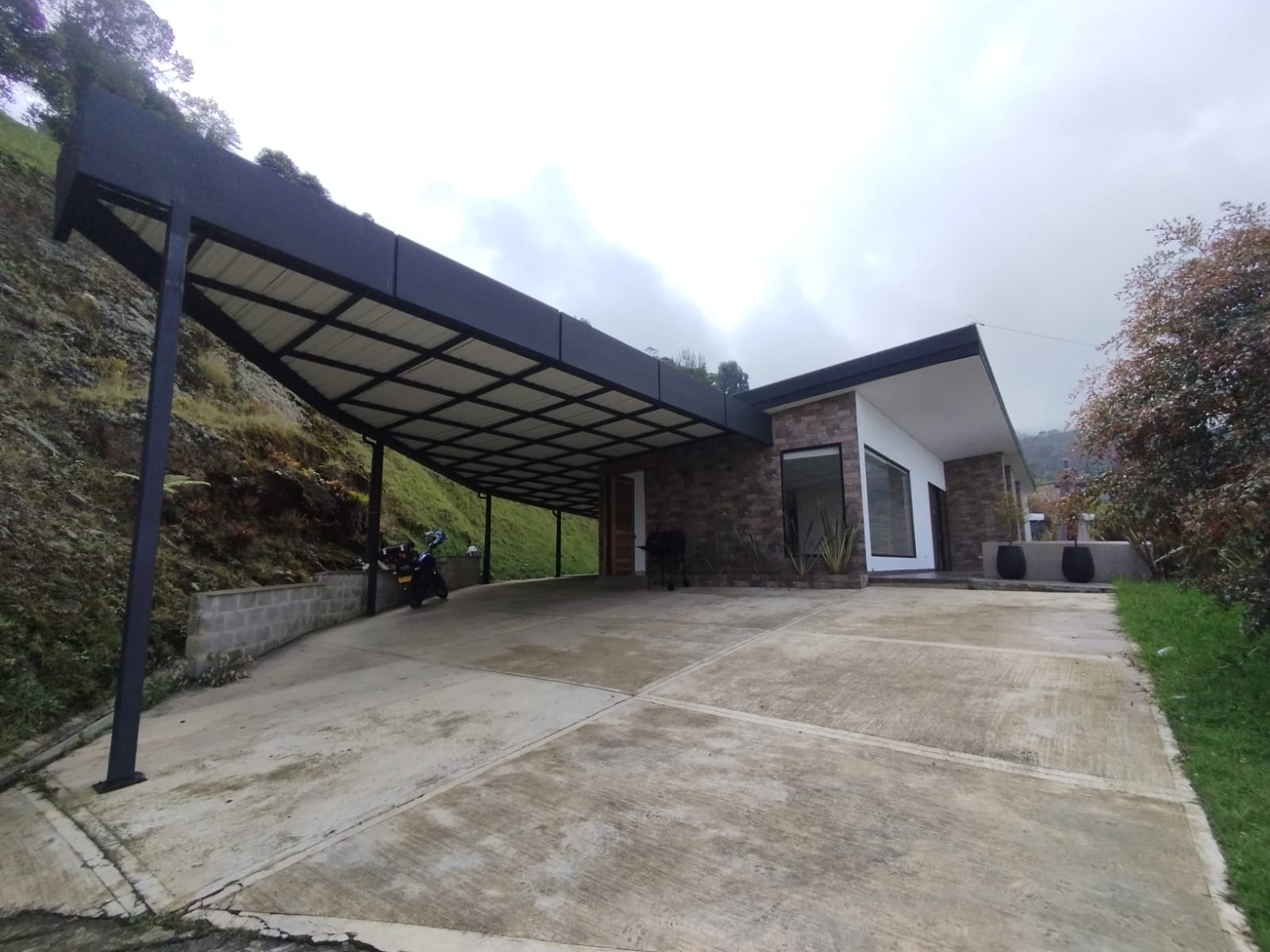 Casa Campestre en Arriendo en La ceja en La Ceja