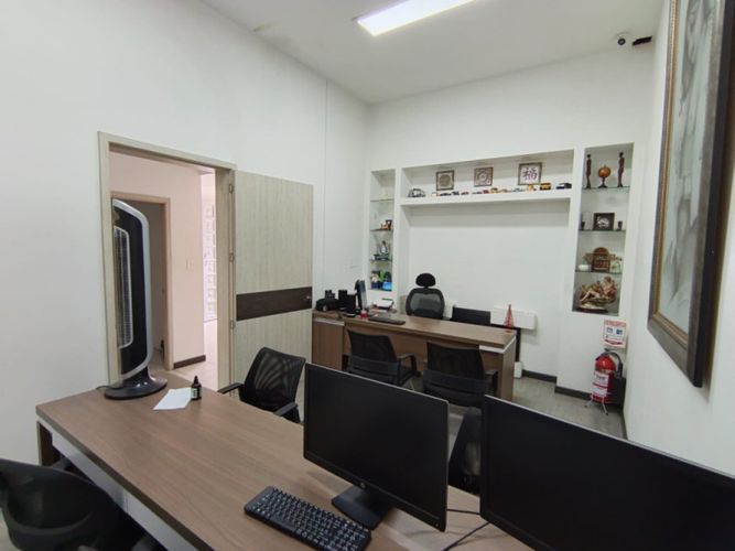 Casa de 12 alcobas en venta en San Vicente, Cali, 250 m² · foto 9 de 24